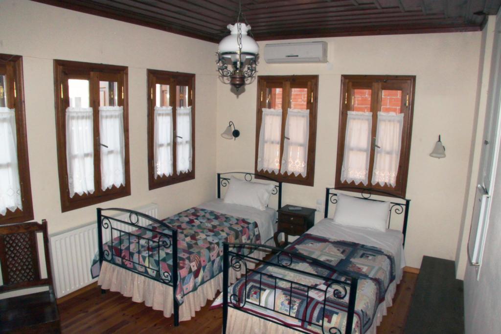 Guesthouse Kolenti Портарія Екстер'єр фото